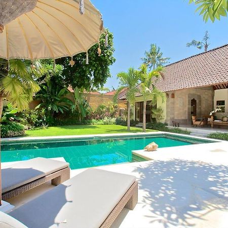 Tropical Oasis, Villa Mimba ซานูร์ ภายนอก รูปภาพ